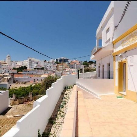אלבופיירה ★Traditional House★Heart Of Oldtown★ Amazing Views מראה חיצוני תמונה