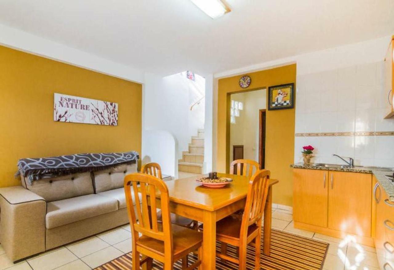 אלבופיירה ★Traditional House★Heart Of Oldtown★ Amazing Views מראה חיצוני תמונה